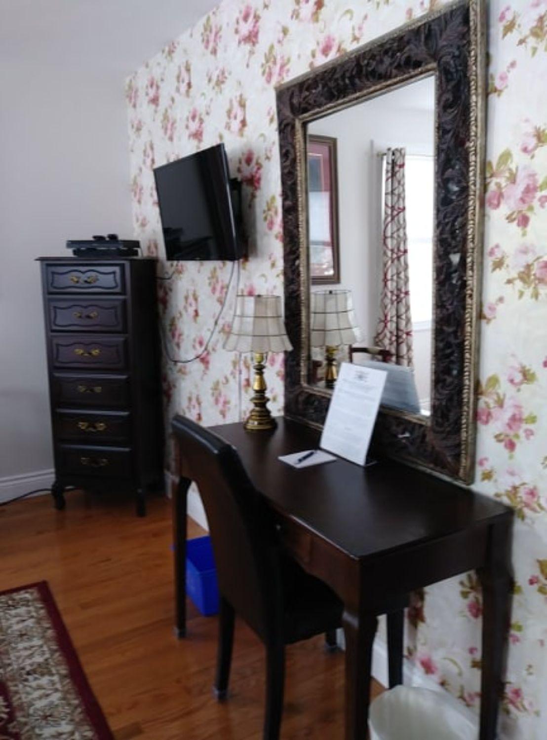 Twin Peaks B&B Mindemoya Room photo